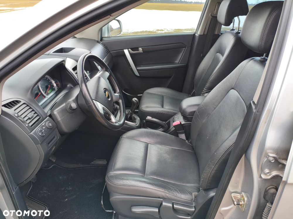 Chevrolet Captiva 2.4 2WD 7 Sitzer LS - 8