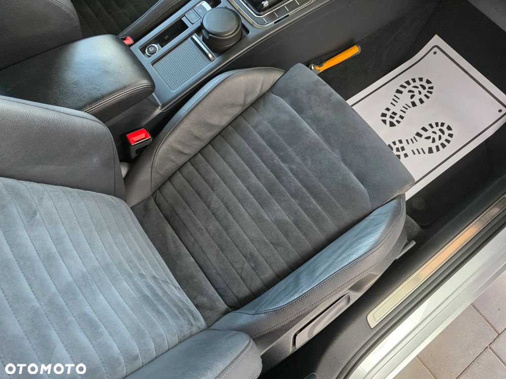 Volkswagen Passat - 35