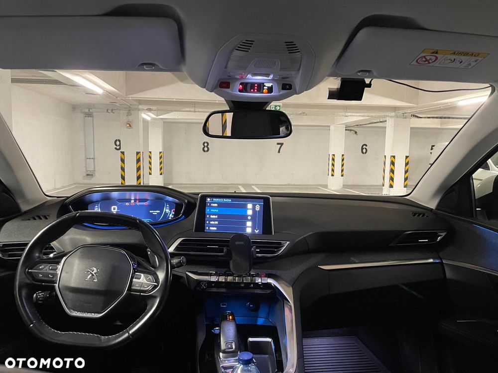 Peugeot 3008 1.5 BlueHDi Allure S&S - 12