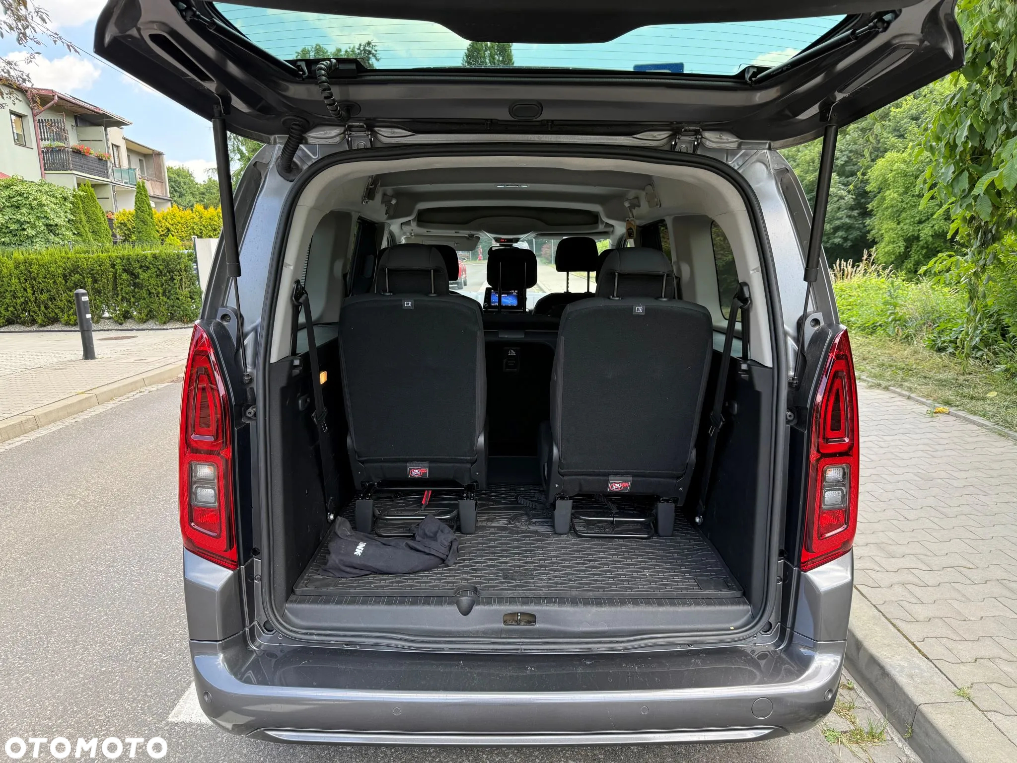 Toyota Proace City Verso Long 1.5 D-4D Family - 8