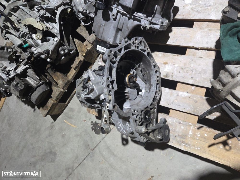 Caixa De Velocidades Opel Corsa C (X01) - 1