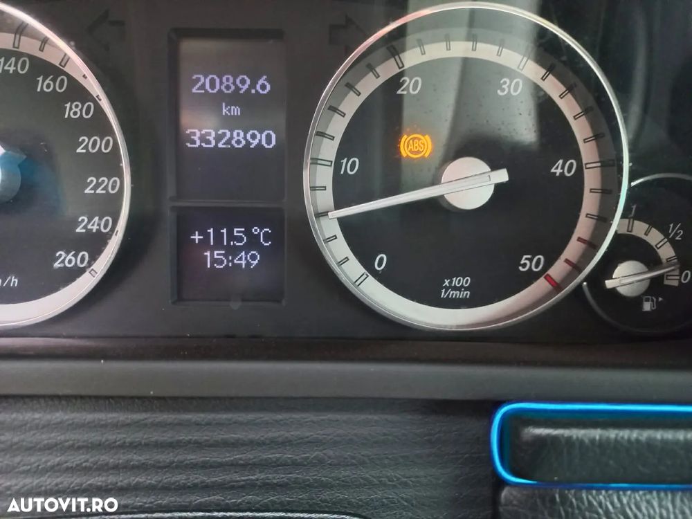 Mercedes-Benz C - 27