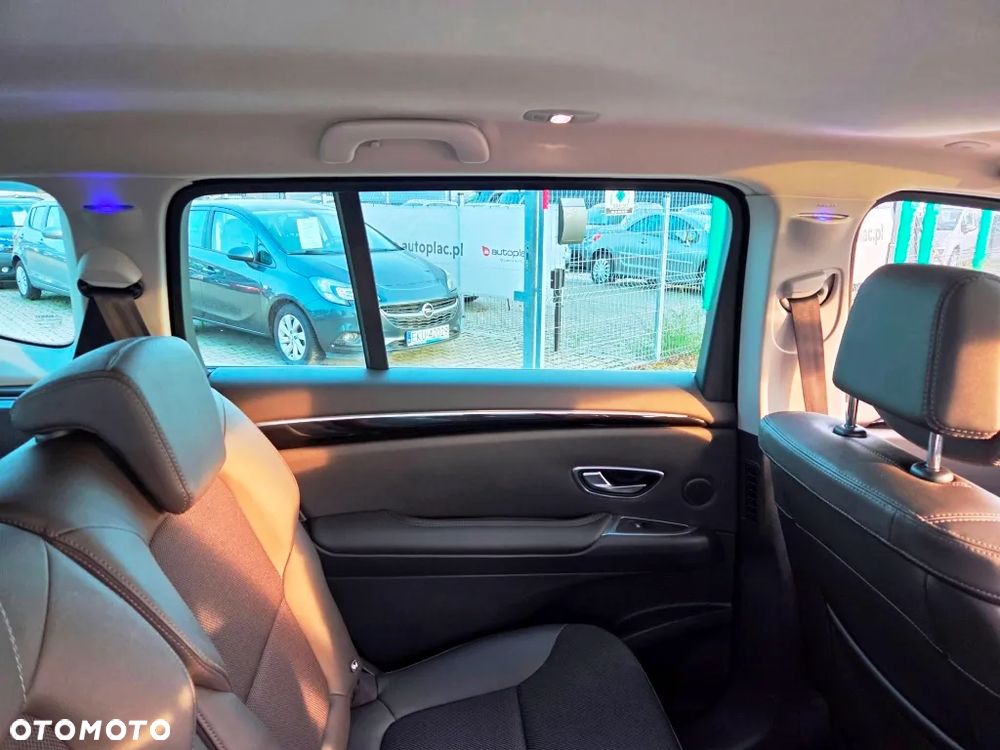 Renault Espace 1.6 dCi Energy SL Techno EDC 7 os - 28