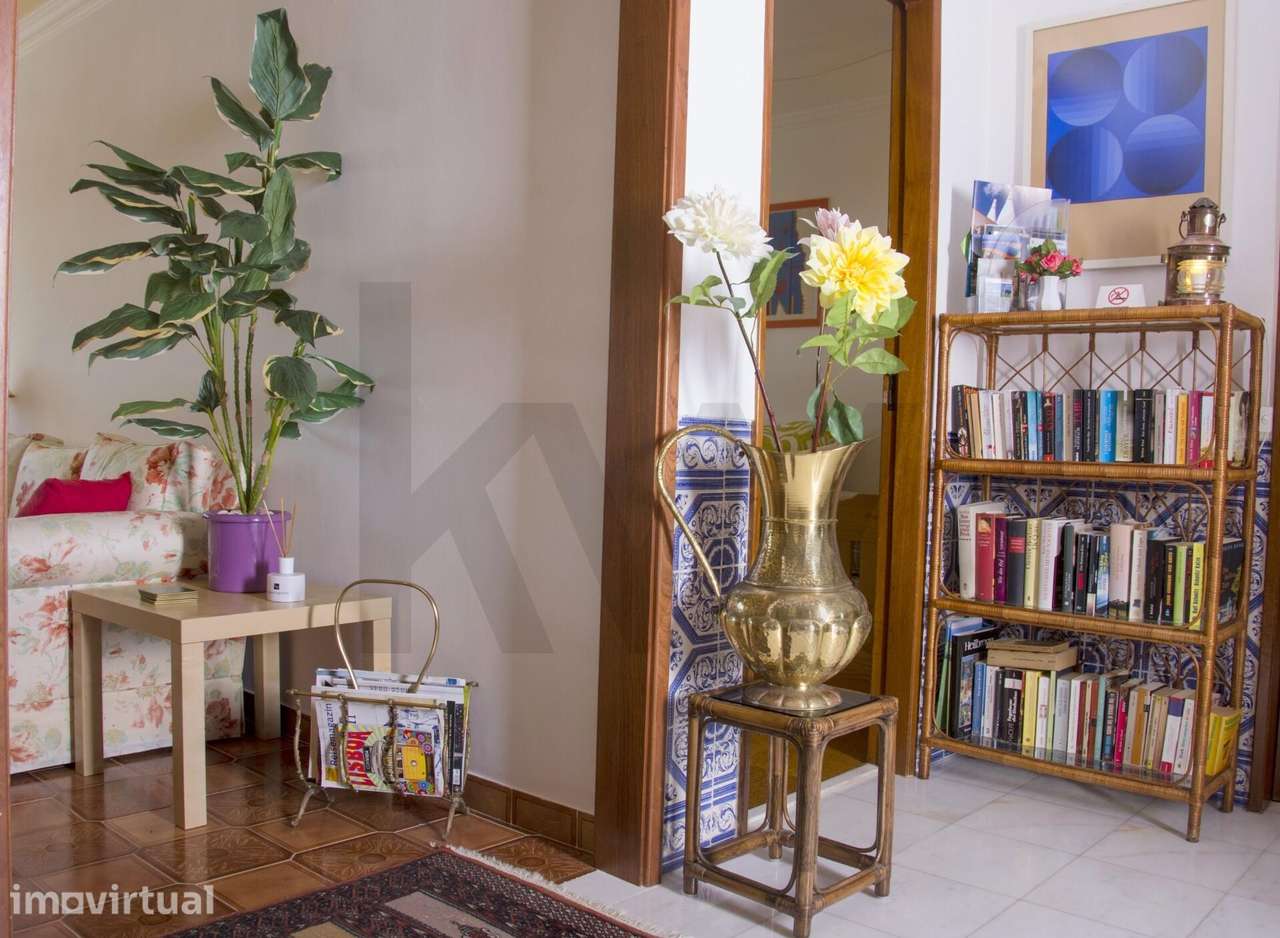 Apartamento T2 com Vista de Serra e Mar na Praia das Maçãs - Grande imagem: 4/18