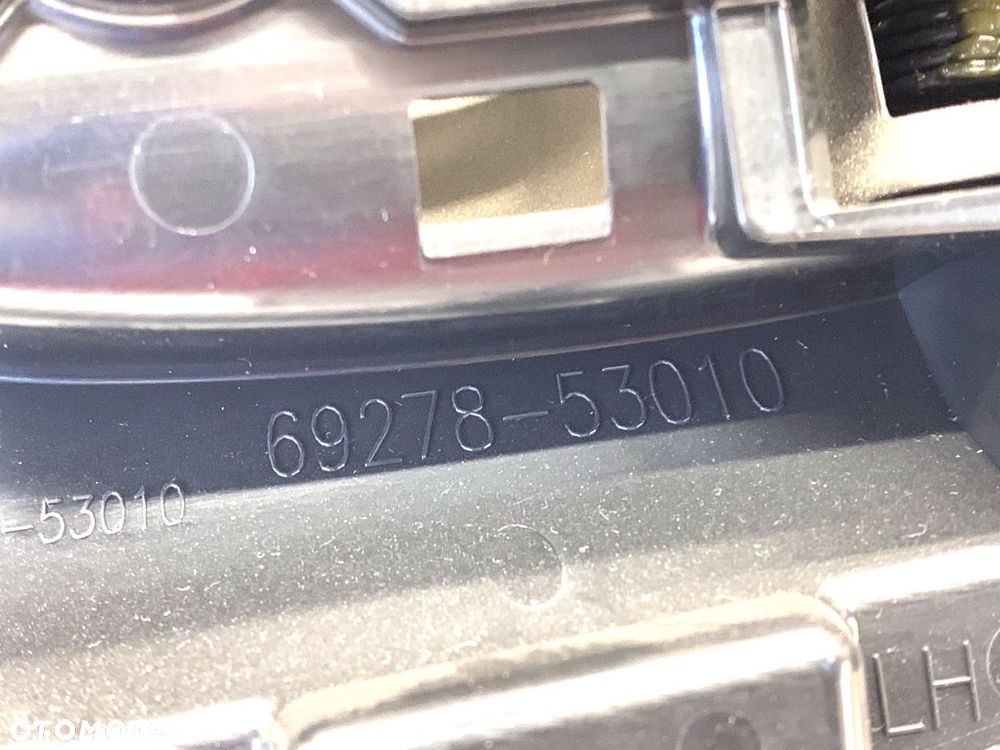 KLAMKA WEWNĘTRZNA LEWY PRZÓD  LEXUS IS III (_E3_) 2013 - 2022 300h (AVE30_) 133 kW [181 KM] - 4