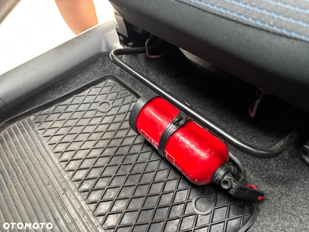 Suzuki Swift - 38