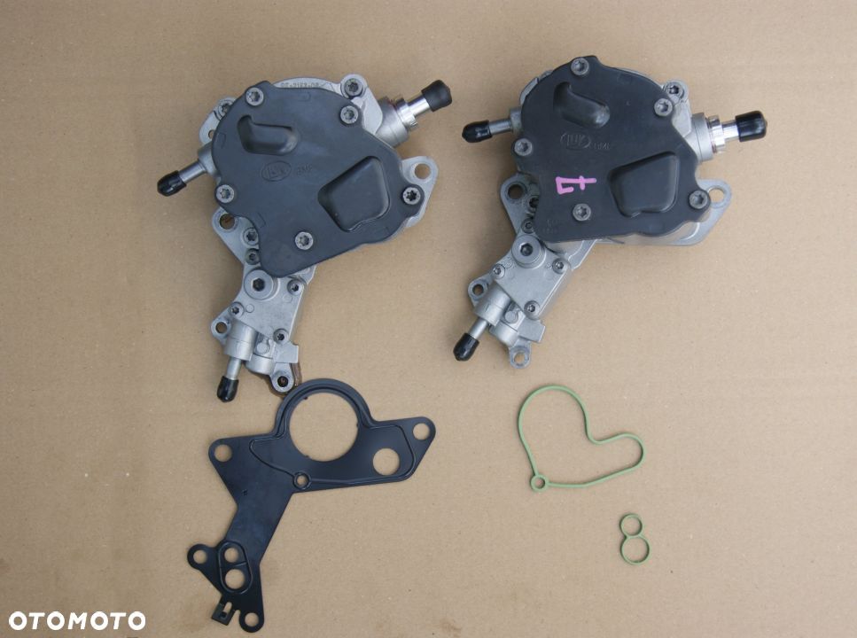 VACUM POMPA 038145209 1.2 1.4 1.9 2.0 TDI - 1