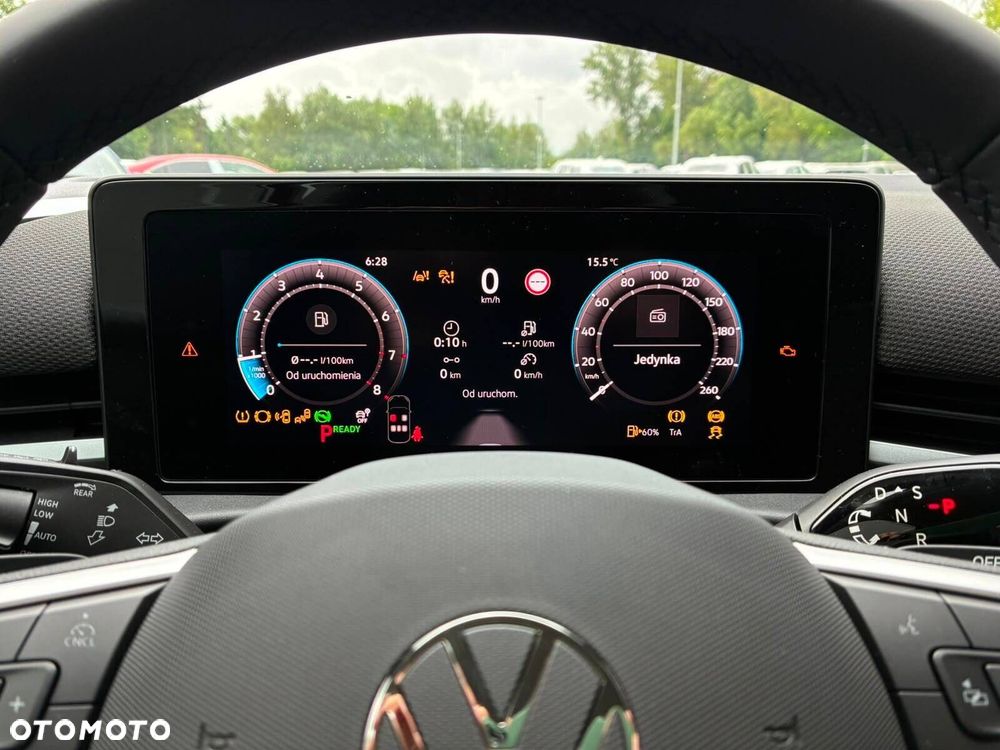 Volkswagen T-Roc - 16