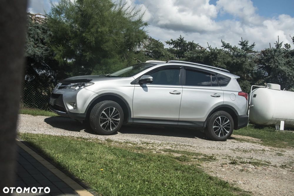Toyota RAV4 2.0 D-4D 4x4 Comfort - 6