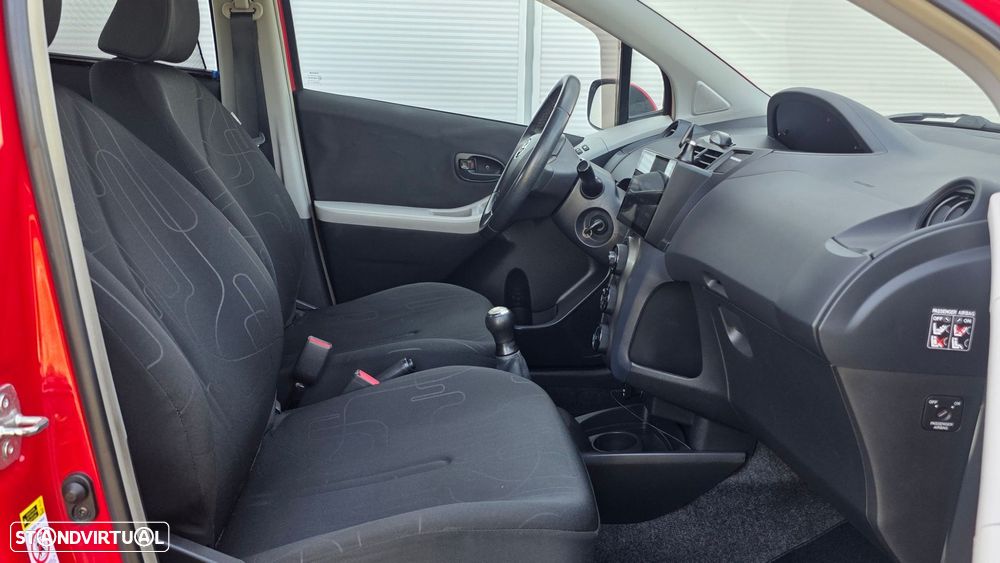 Toyota Yaris 1.0 VVT-i AC - 14