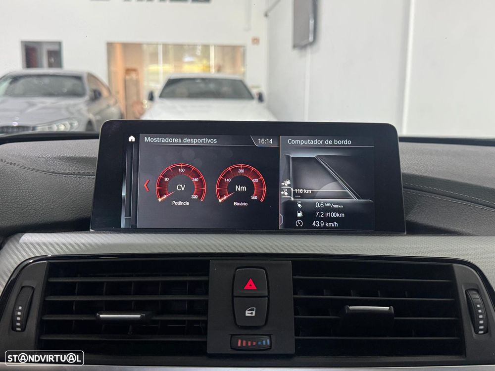 BMW 330 e iPerformance Pack M - 30