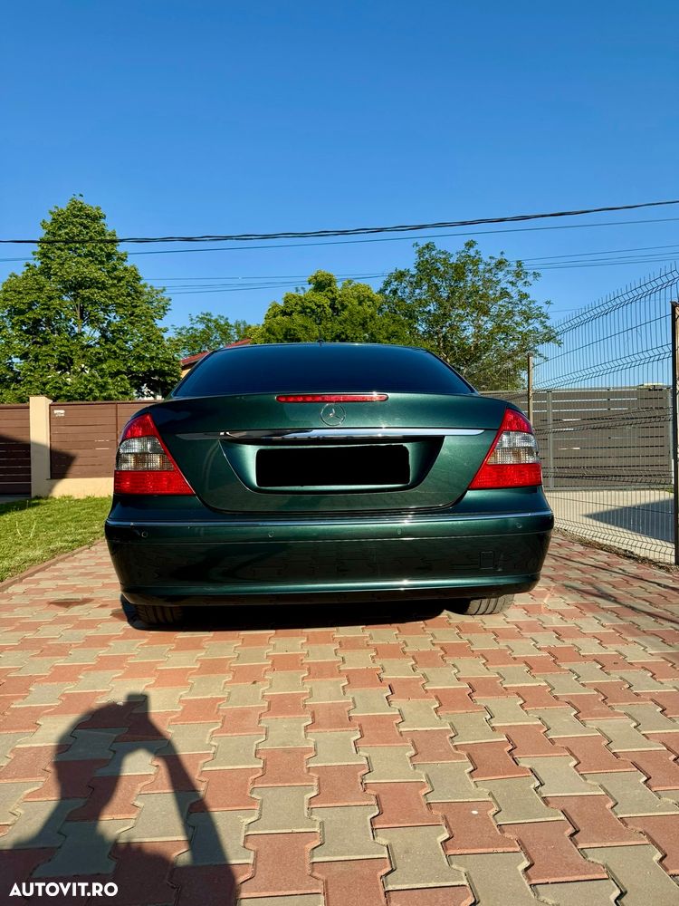 Mercedes-Benz E - 4