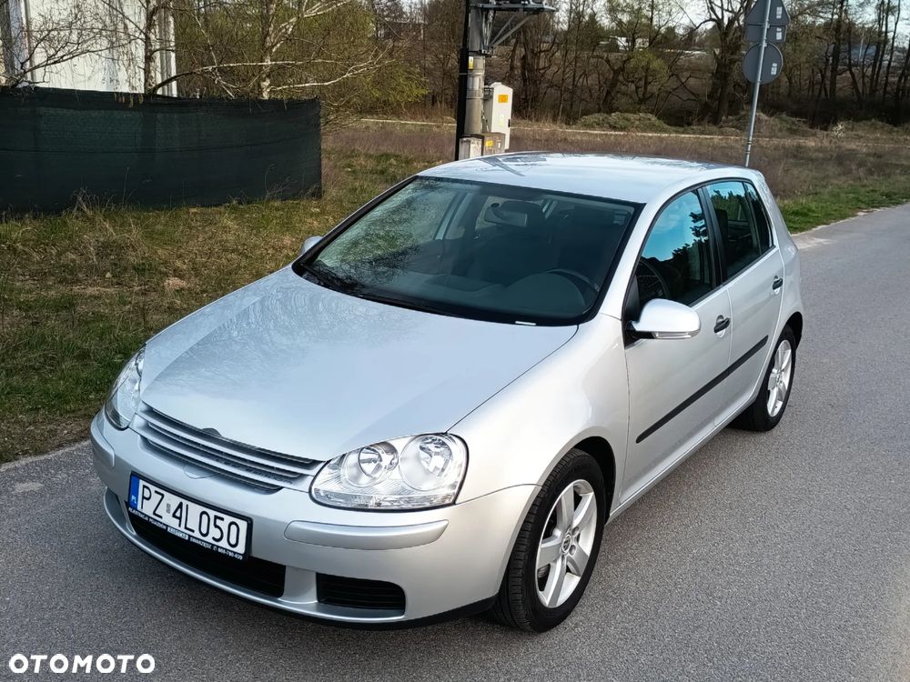 Volkswagen Golf 1.6 Sportline - 1