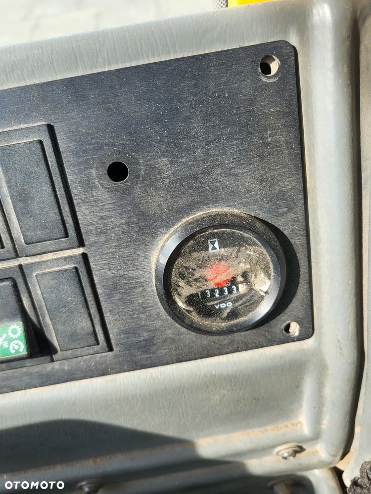 Volvo L 120 E spr z Niemiec - 11