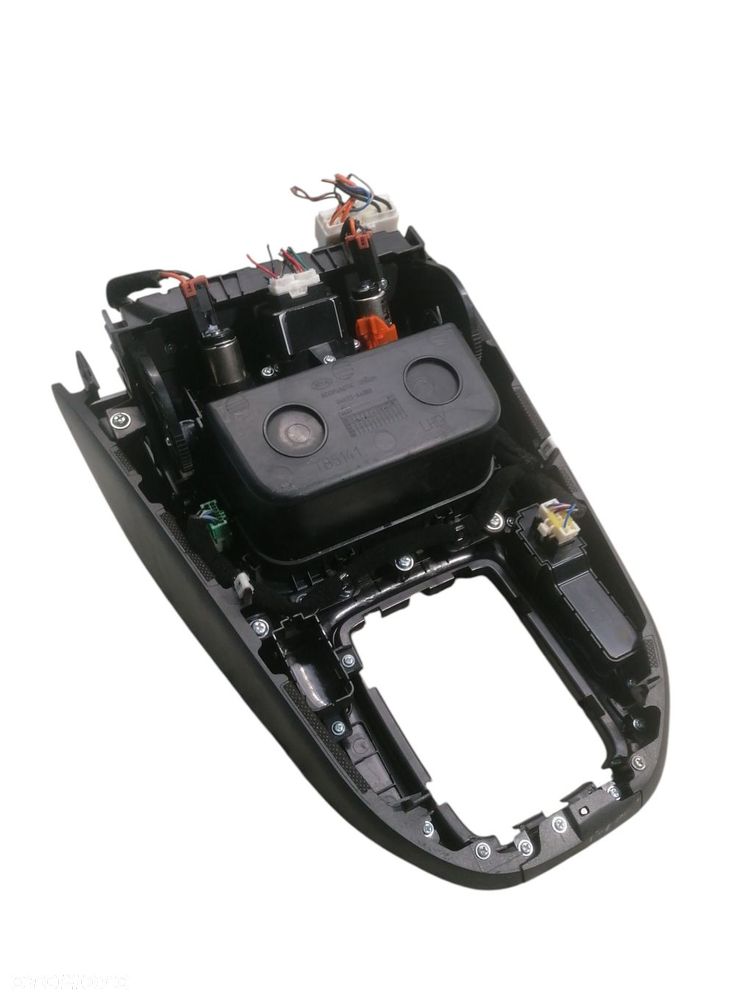 RAMKA OSŁONA ZMIANY BIEGÓW GNIAZDO USB AUX KIA CARENS IV 84633-A4000 - 5
