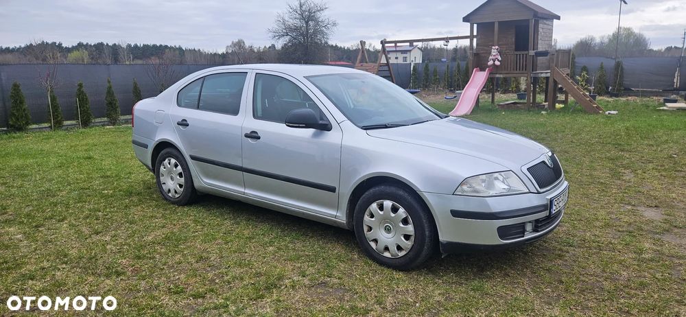 Skoda Octavia 1.6 Ambition - 5