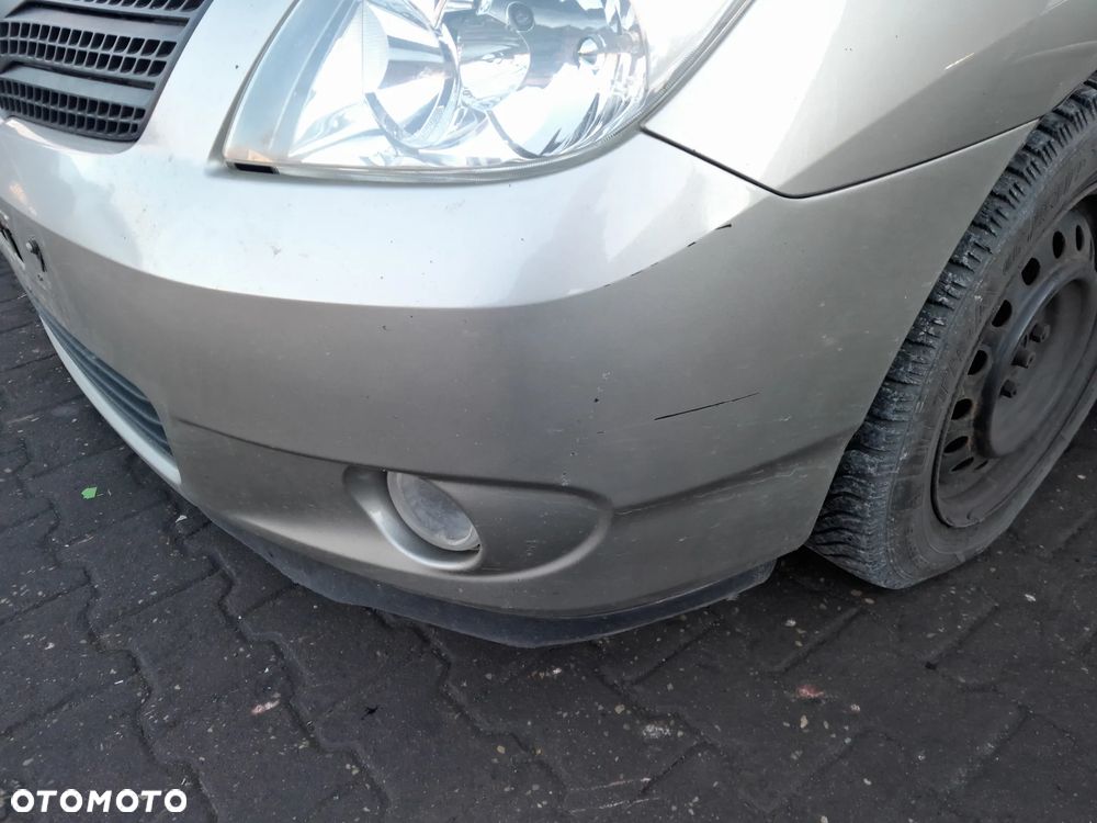 Zderzak przedni TOYOTA Corolla Verso I 01-04r. 1D9 - 5