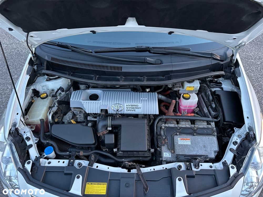 Toyota Auris Hybrid 135 Prestige - 10