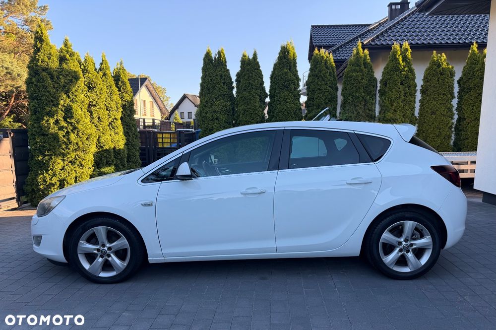Opel Astra 1.4 Turbo Edition Sport - 4