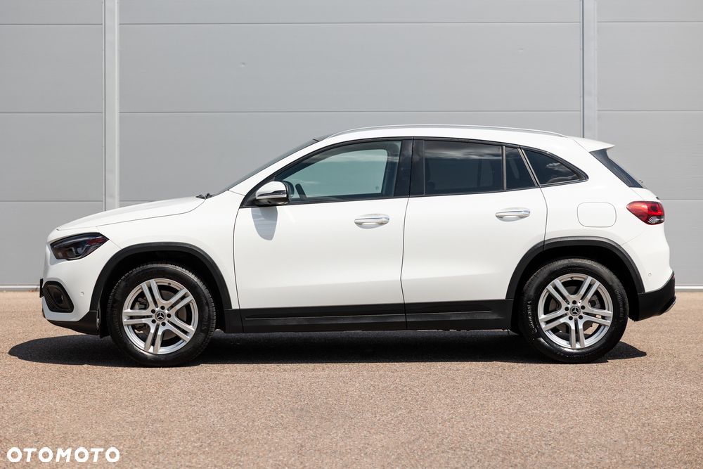 Mercedes-Benz GLA 250 8G-DCT Progressive - 10