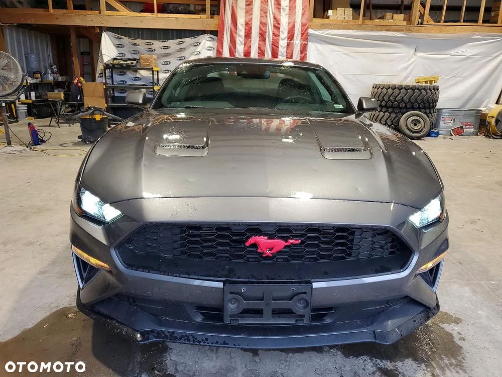 Ford Mustang 2.3 EcoBoost - 5