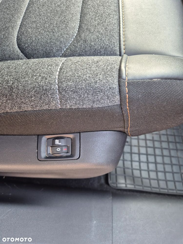 Citroën C3 1.2 PureTech Max - 23