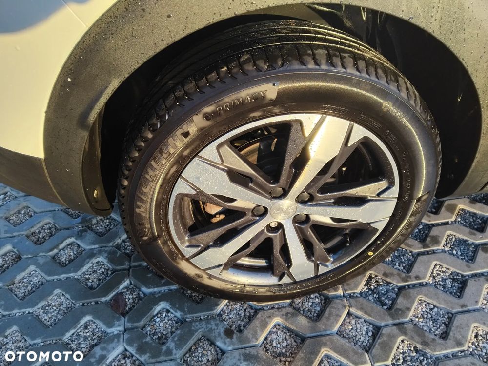 Peugeot 3008 THP 165 EAT6 Stop & Start Allure - 38
