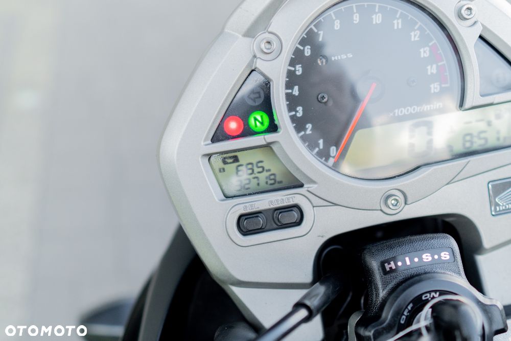Honda CB - 22