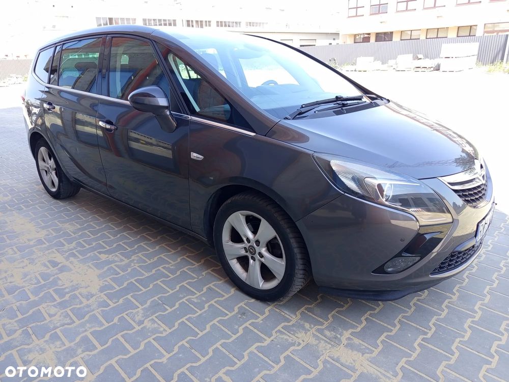 Opel Zafira - 2