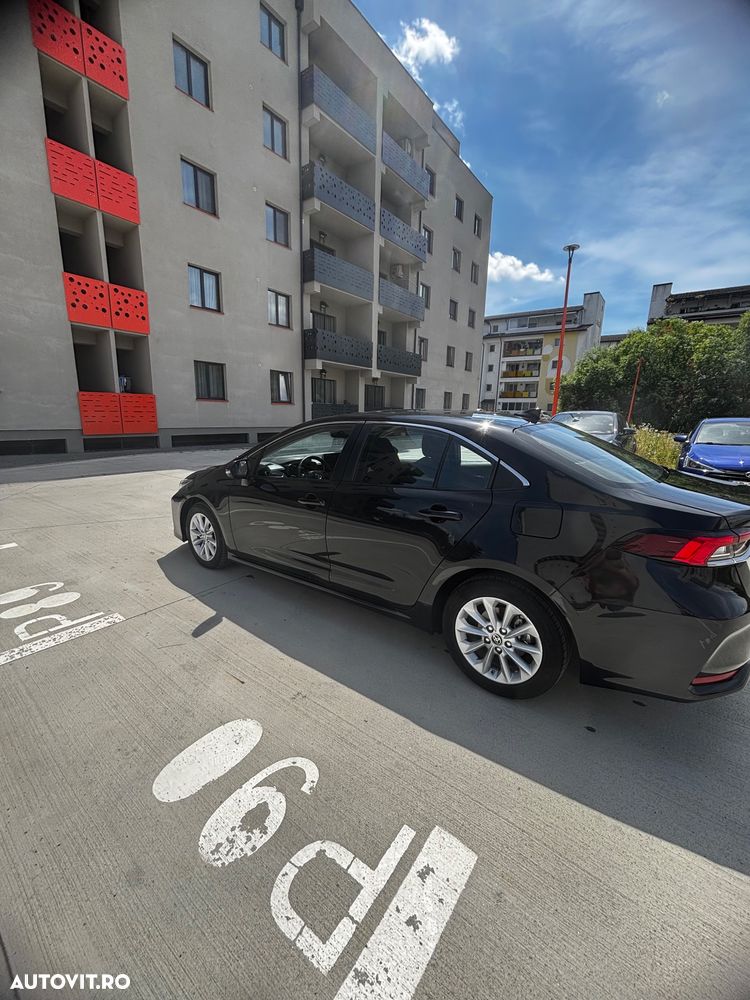 Toyota Corolla - 2