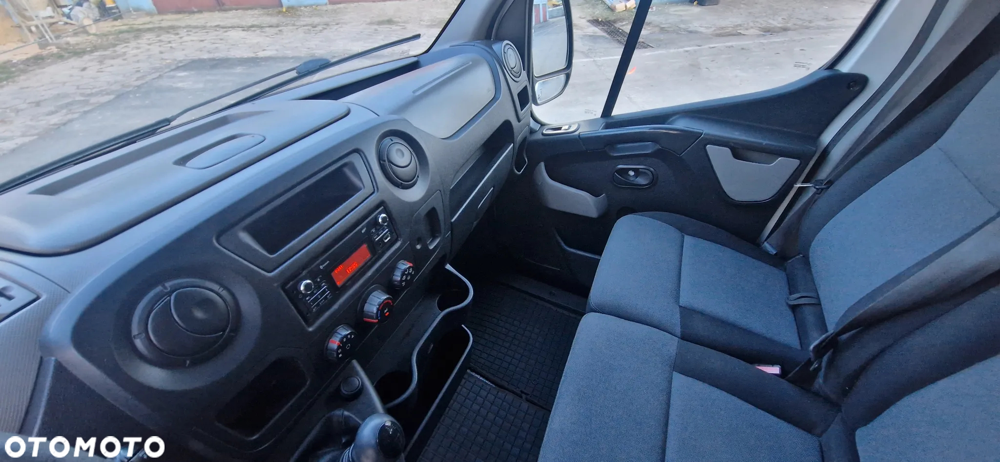 Renault MASTER KIPER BRYGADÓWKA 7 OSÓB KLIMA SKRZYN KJA DYSTRYBUTOR PALIWA NOWE OPONY - 29