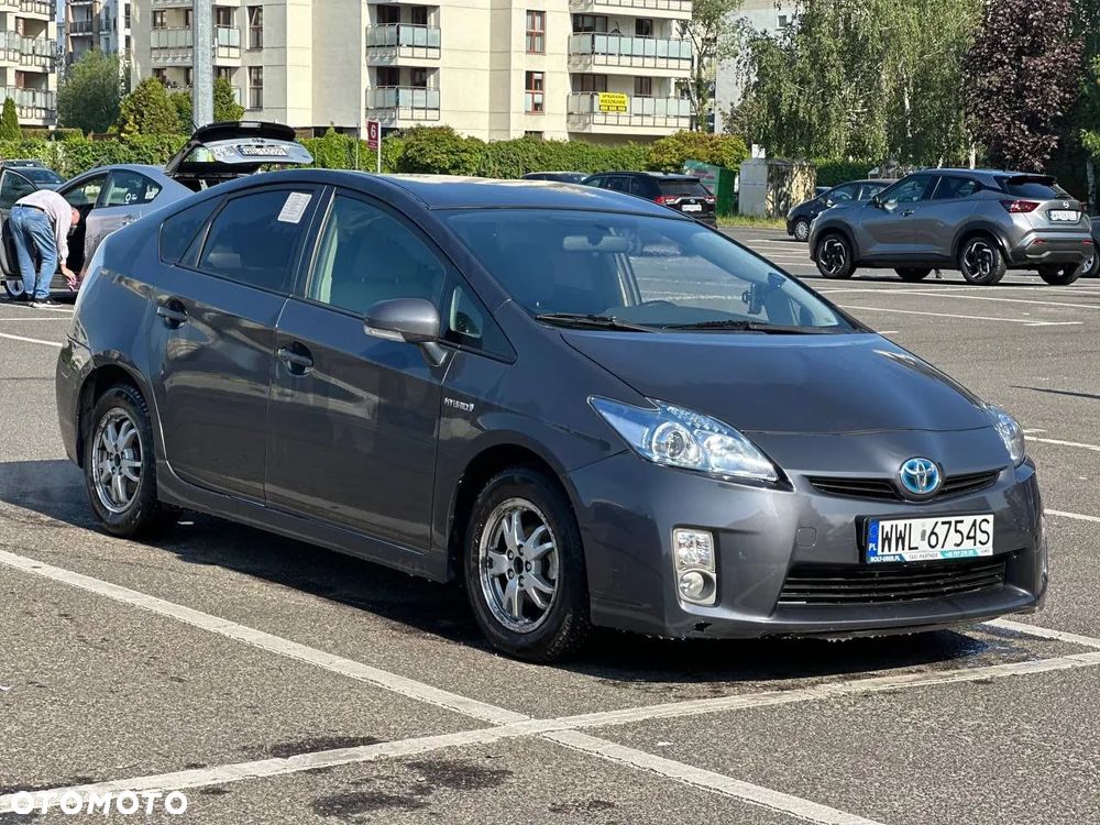 Toyota Prius 1.5 VVT-i Prestige - 2
