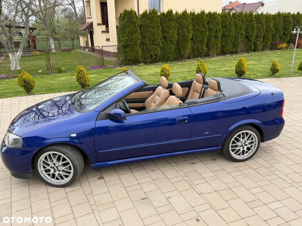 Opel Astra 2.0 T - 7