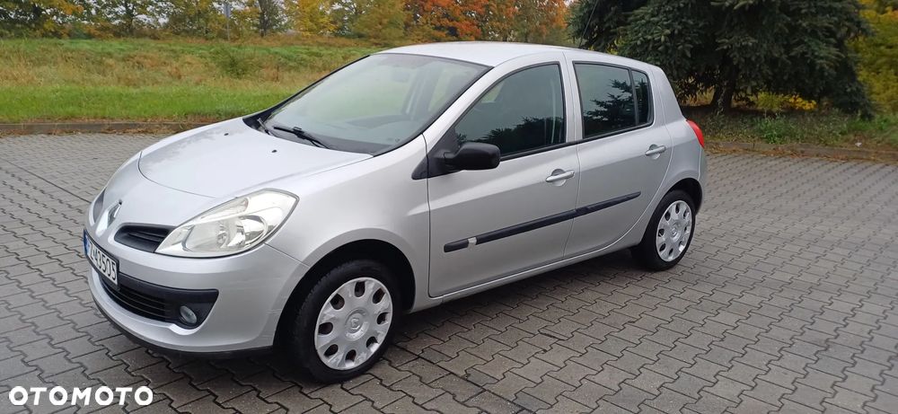 Renault Clio 1.2 16V Dynamique - 19