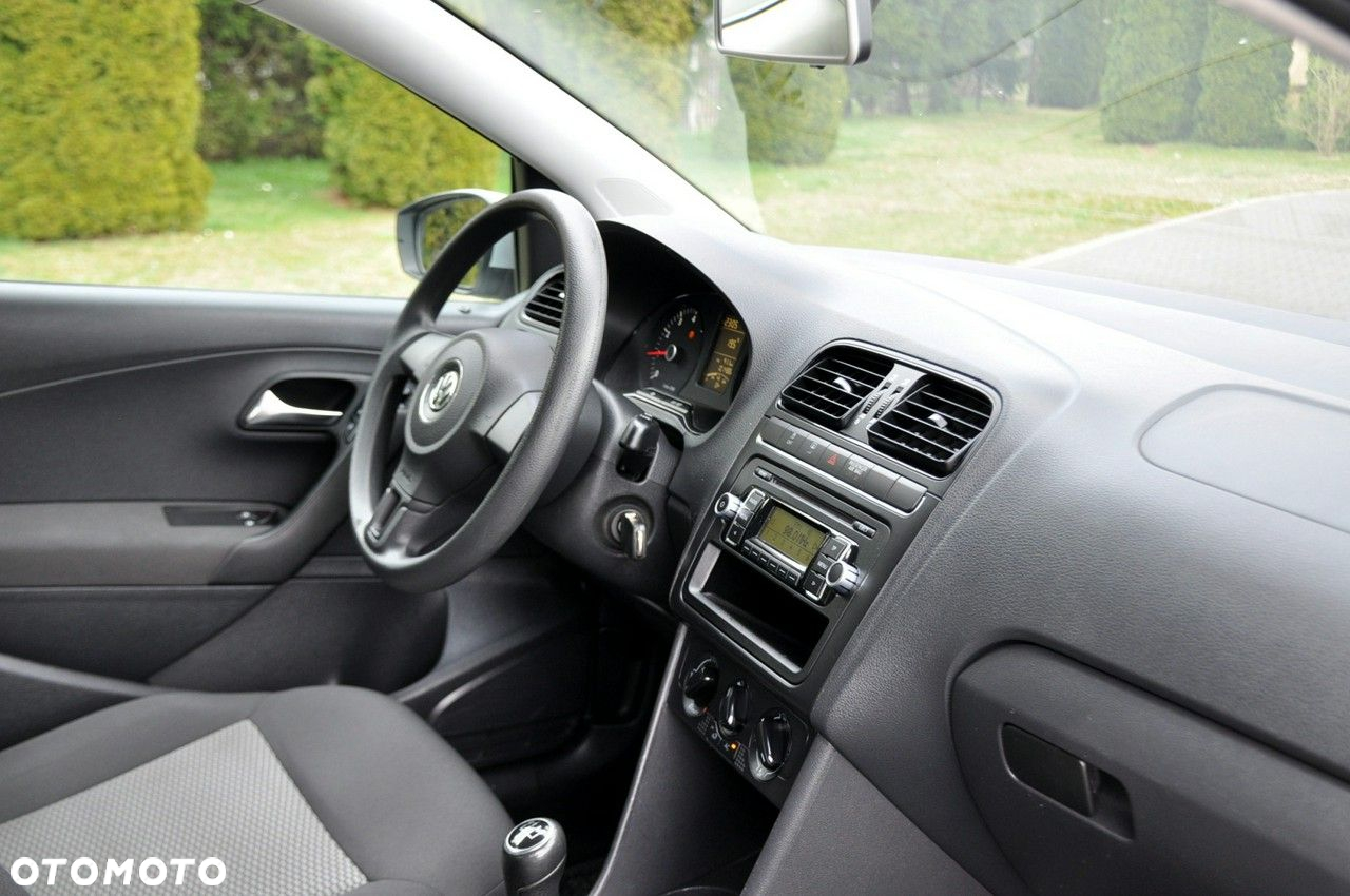 Volkswagen Polo - 18