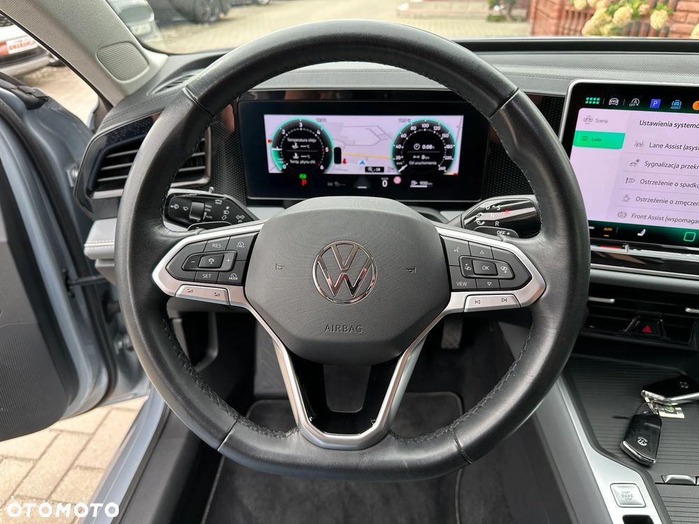 Volkswagen Passat - 8