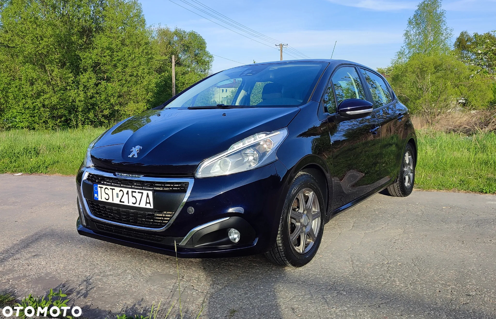 Peugeot 208 - 3