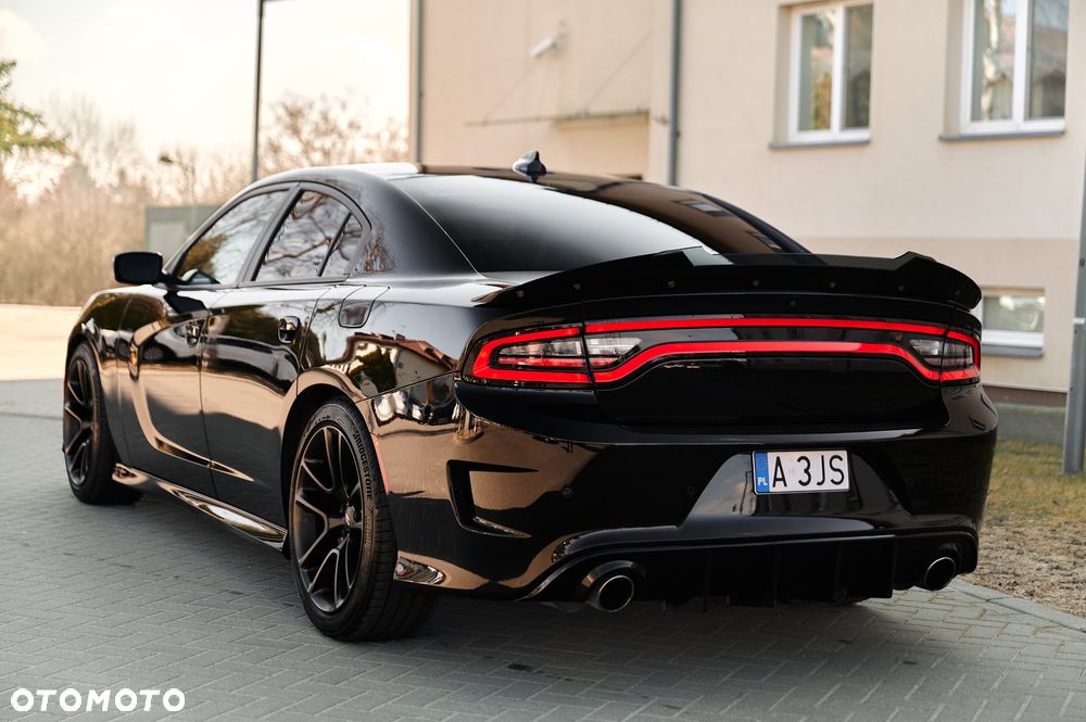 Dodge Charger 6.4 Scat Pack - 10