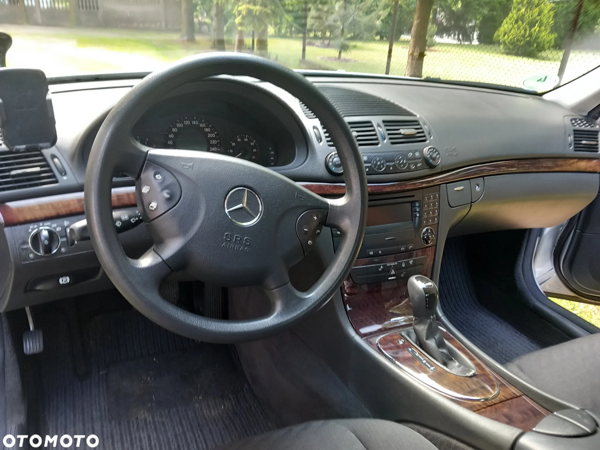 Mercedes-Benz Klasa E 200 Kompressor Automatik Classic - 12