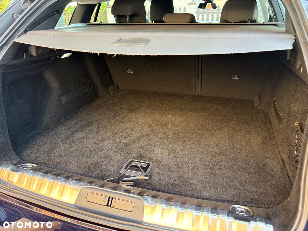 Peugeot 508 BlueHDi 130 EAT8 Active Business-Paket - 37