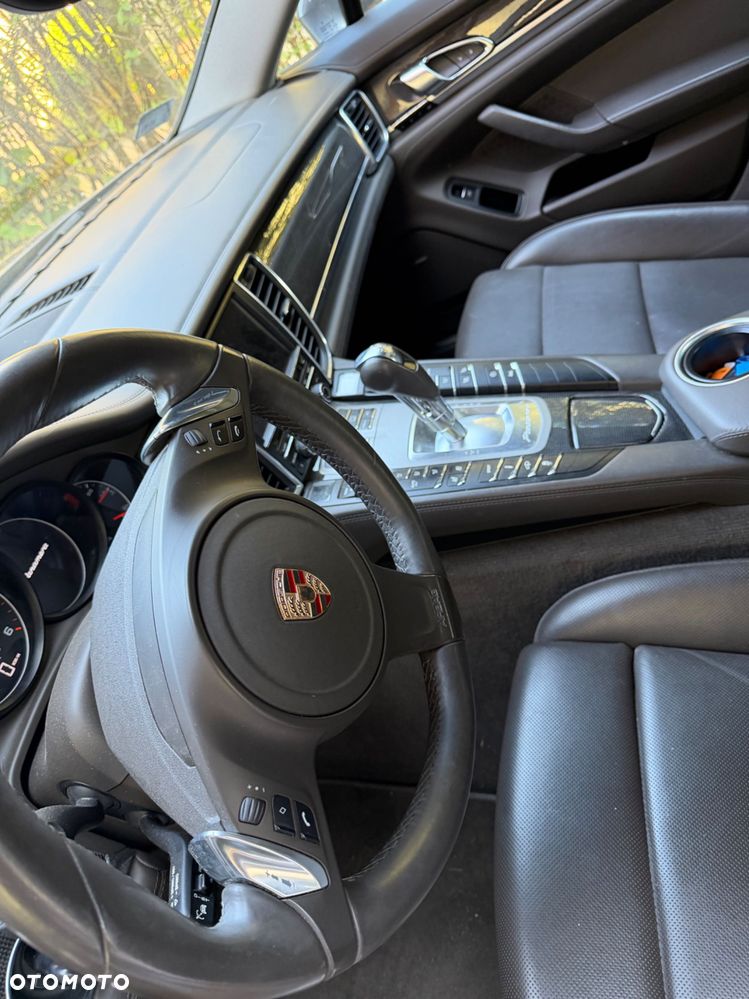 Porsche Panamera - 2