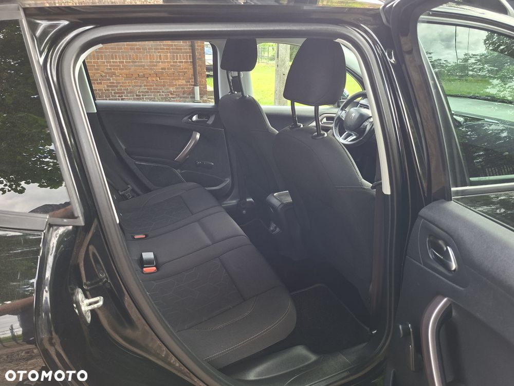 Peugeot 2008 PureTech 82 Access - 34