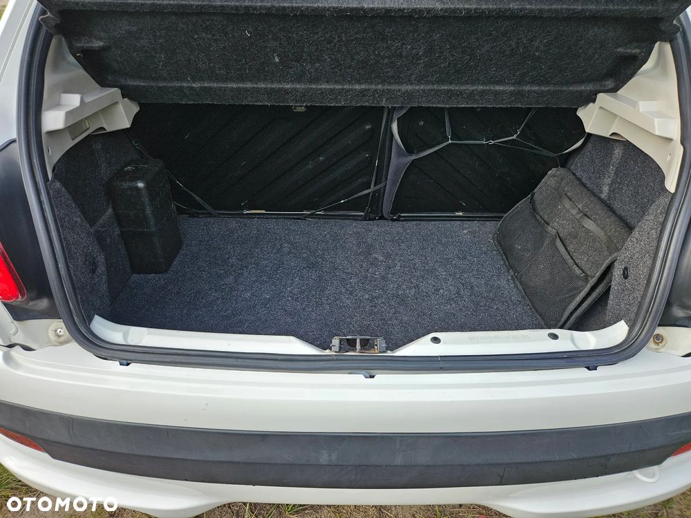Peugeot 206 plus 75 - 15