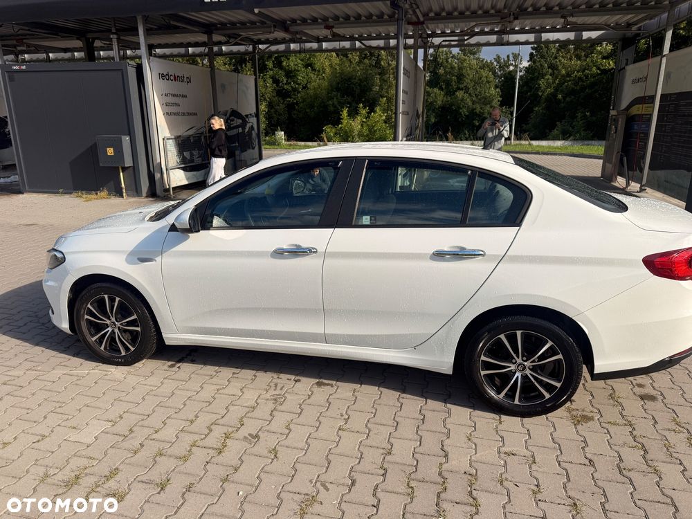 Fiat Tipo 1.4 16v Easy - 2
