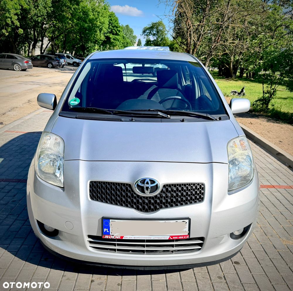 Toyota Yaris 1.3 Luna A/C - 2