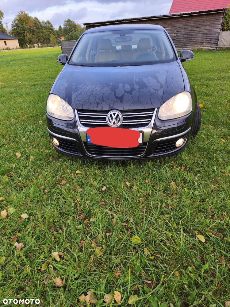 Volkswagen Jetta - 6
