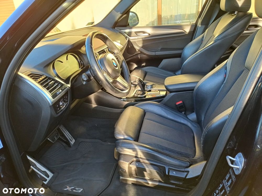 BMW X3 xDrive20i - 13