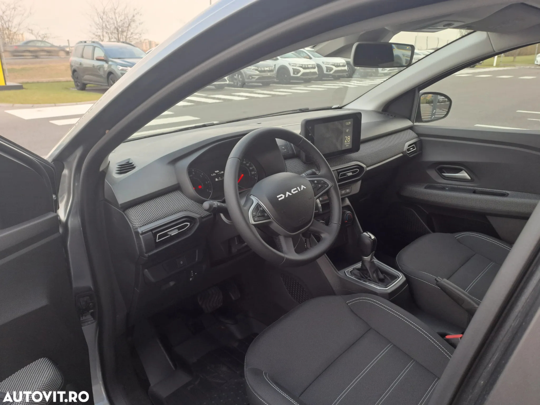 Dacia Logan TCe 90 CVT Expression - 9