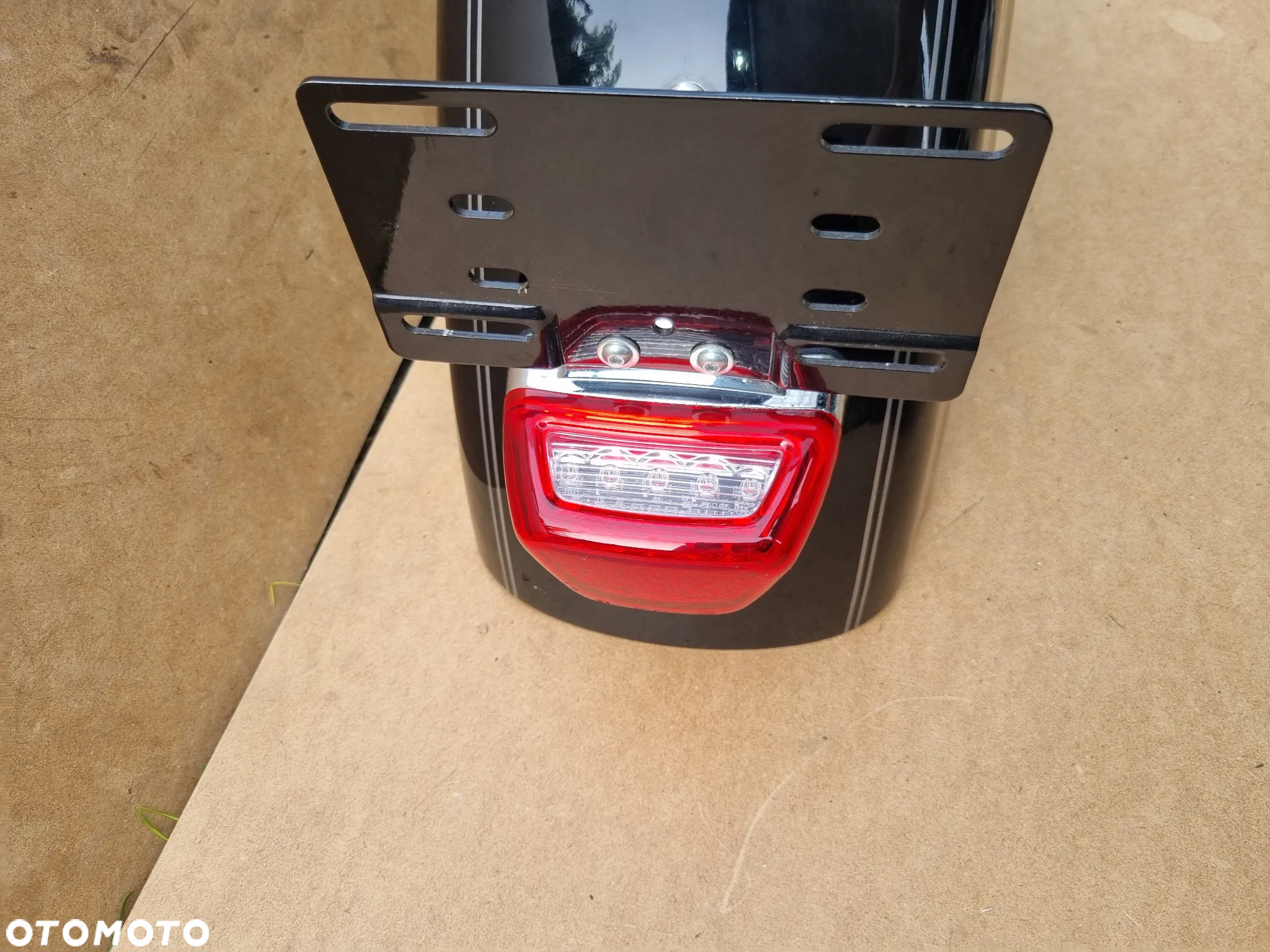 Harley Davidson  Sportster XL1200 C Lampa tylna tył led 69352-11 - 2