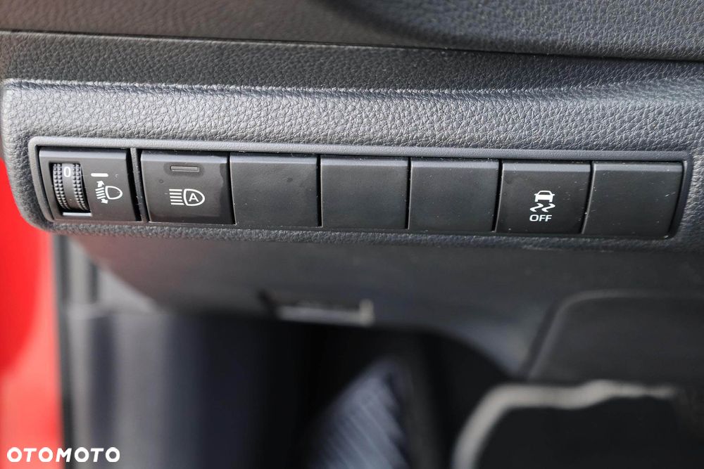 Toyota Corolla 1.8 Hybrid Comfort - 29